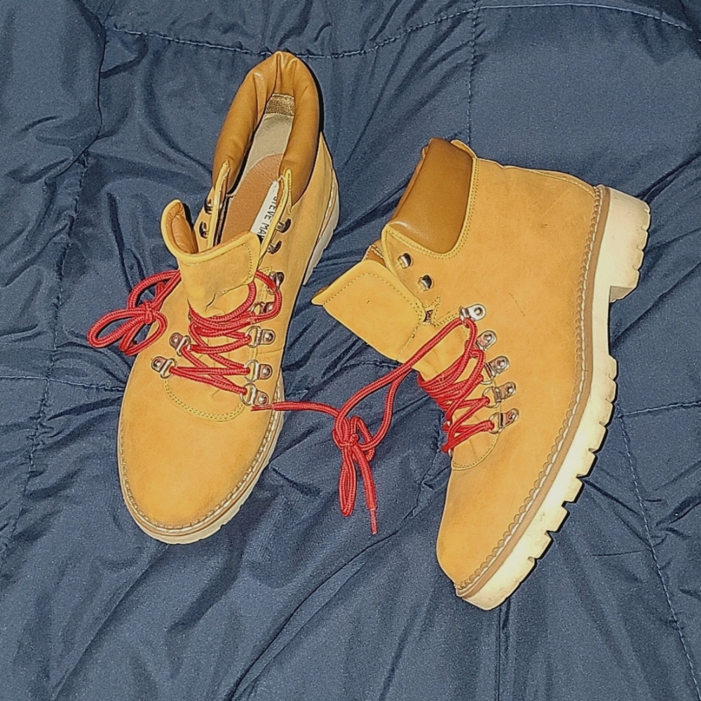 Steve Madden boots
